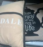 Riverdale kussens beige zwart set van 2, Ophalen of Verzenden, Zo goed als nieuw, Zwart, Vierkant