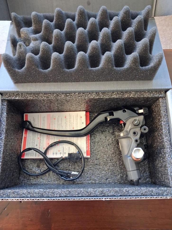 Brembo HPK 19RCS rempomp, Weinig gebruikt, op circuit, Motoren, Onderdelen | Merk-onafhankelijk, Gebruikt, Ophalen of Verzenden