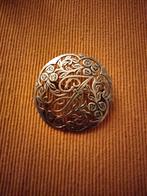 Broche met letter J, 4 tot 7 cm, Ophalen of Verzenden, Zo goed als nieuw, Zilver