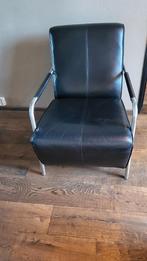 Zwarte fauteuil met beschadiging, Huis en Inrichting, Ophalen, Gebruikt, Zwart, Metaal