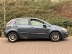 Fiat Punto Evo 1.3 M-Jet Dynamic 5 DEURS CLIMA CRUISE RIJD S, Voorwielaandrijving, Euro 5, 28 km/l, Gebruikt