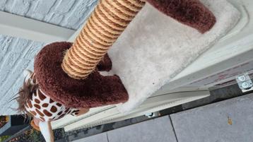 Kitten krabpaal  beschikbaar voor biedingen