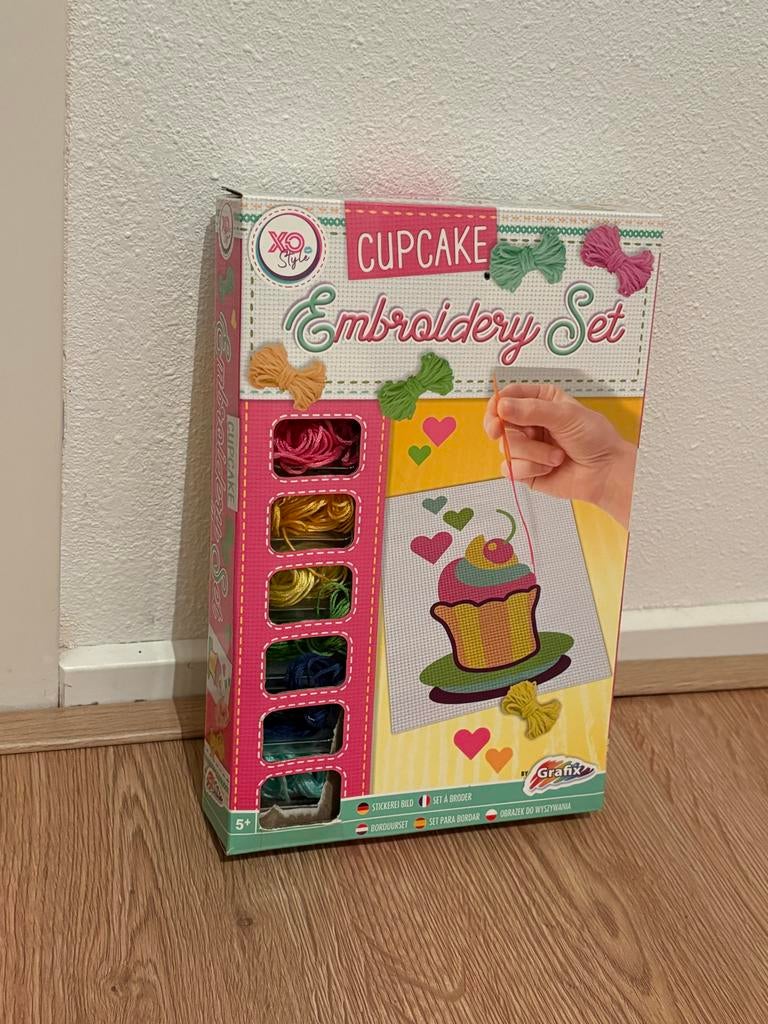 Cupcake borduren, Ophalen