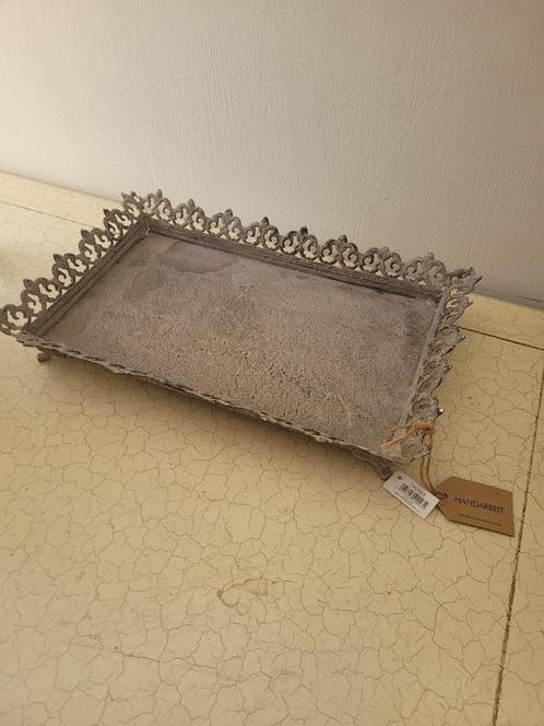 sierlijk metalen plateau op pootjes foto 1 t/m 4, Huis en Inrichting, Woonaccessoires | Overige, Nieuw, Ophalen of Verzenden
