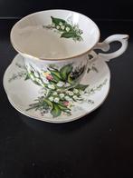 St james bone china porselein, Ophalen of Verzenden, Gebruikt, Porselein, Kop en/of schotel