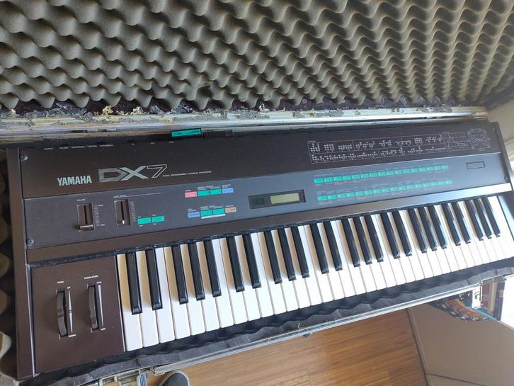 Yamaha DX7, Muziek en Instrumenten, Keyboards, Zo goed als nieuw, 61 toetsen, Yamaha, Ophalen of Verzenden
