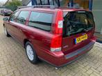 Volvo V70 2.4 Kinetic Youngtimer, Voorwielaandrijving, Zwart, Leder en Stof, 1470 kg