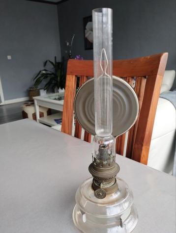 Olielamp vol glas met nieuwe kous  beschikbaar voor biedingen