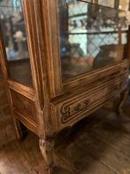 Antieke smalle frankse vitrine kast IL Fienile wonen, Il fienile, Hoofdstraat 15, Nieuw, Il fienile