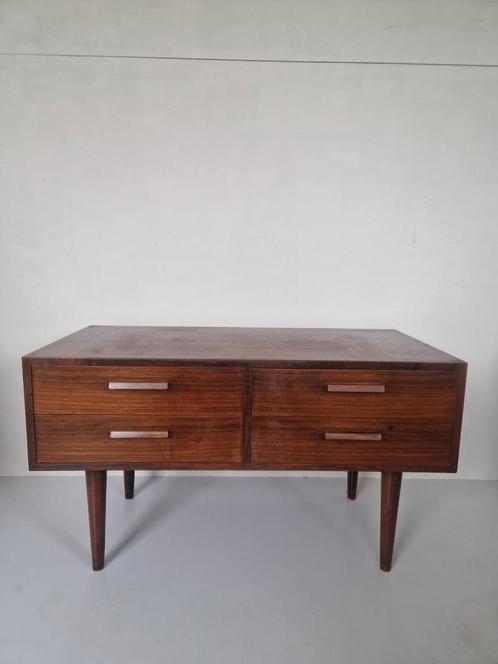 Pallisander side board door kai kristiansen deens design., Huis en Inrichting, Kasten | Ladekasten, Gebruikt, Minder dan 100 cm