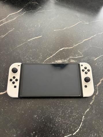 Nintendo switch oled zgan beschikbaar voor biedingen