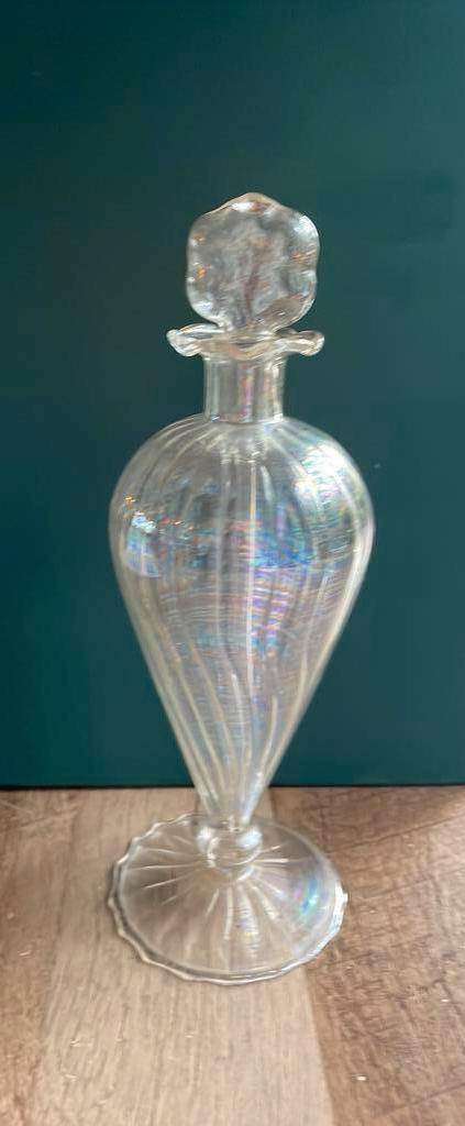 Fraai oud iriserend parfumflesje, Verzamelen, Parfumverzamelingen, Gebruikt, Parfumfles, Ophalen of Verzenden