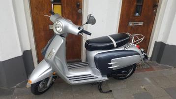 Thurbo Bellisimo grijs 795 snor 950 brom Scooterforyou  