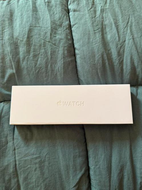 Apple Watch Series 10, Sieraden, Tassen en Uiterlijk, Sporthorloges, Nieuw, iOS, Roze, GPS, Waterdicht, Ophalen of Verzenden