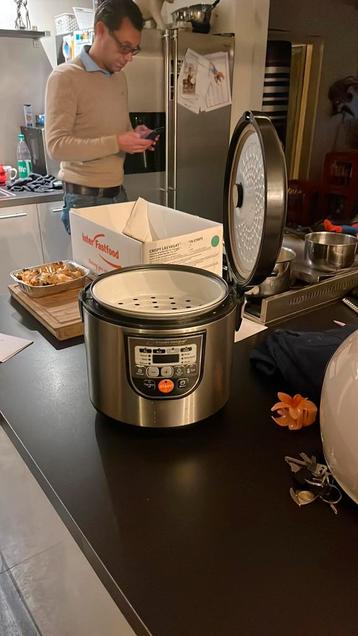 Stoomapparaat beschikbaar voor biedingen