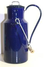 Vintage blauw emaille melkkan met hengsel en deksel, Antiek en Kunst, Antiek | Emaille, Ophalen