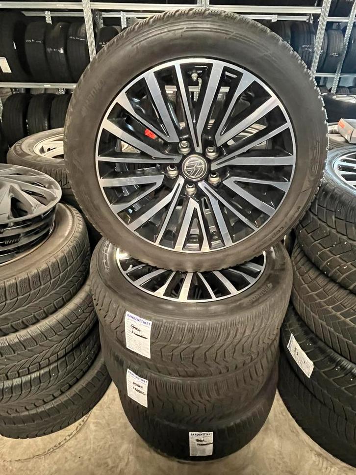 VW Transporter T6 T6.1 Palmerston Winterset Hankook 2554518, Auto-onderdelen, Banden en Velgen, Banden en Velgen, Winterbanden