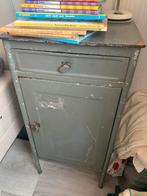 Vintage industrieel metaal nachtkastjes 2 stuks patina, Ophalen