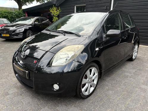 Toyota Yaris 1.8 16V Vvt-i 5DR TS! Weinig KM's! Mooie auto!, Auto's, Toyota, Particulier, Yaris, ABS, Airconditioning, Boordcomputer
