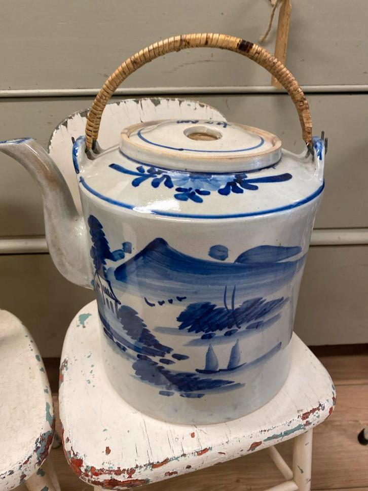 Vintage Theepot met Blauw Decor, Huis en Inrichting, Keuken | Keukenbenodigdheden, Gebruikt, Ophalen of Verzenden
