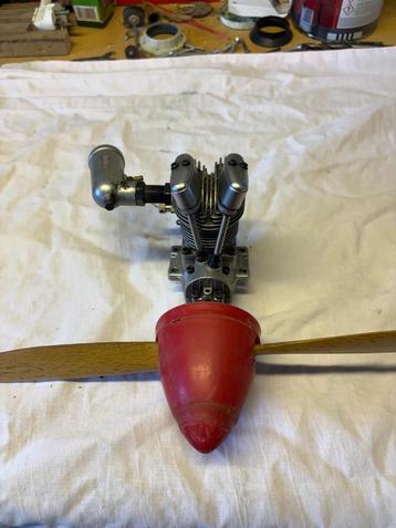 MODELVLIEGTUIGMOTOR beschikbaar voor biedingen