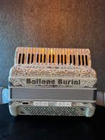 Ballone Burini 4korig, Muziek en Instrumenten, Accordeons, Toetsaccordeon, Zo goed als nieuw, 120-bas, Met riemen