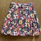 Bloemkeurige rok - onderkant bloezend - maat 40, Kleding | Dames, Maat 38/40 (M), Zwart, Ophalen of Verzenden, Zo goed als nieuw