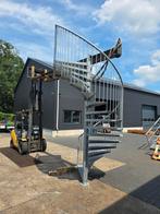 Stalen wenteltrap gegalv. Hoog 3,4 mtr. Nob103, Doe-het-zelf en Verbouw, Ophalen, Zo goed als nieuw, 2 tot 4 meter