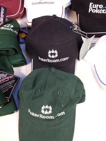 Partij   petten en hoedjes,  100% nieuw     (41 + 23 stuks) beschikbaar voor biedingen