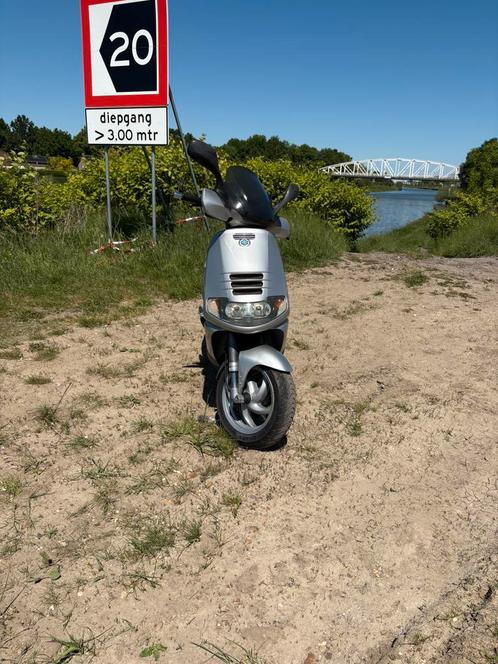 Piaggio skipper lx st 125, Fietsen en Brommers, Scooters | Piaggio, Zo goed als nieuw, Overige modellen, Verzenden