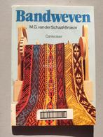 Bandweven - M.G. van der Schaaf-Broeze, Hobby en Vrije tijd, Spinnewielen en Spinnen, Ophalen of Verzenden, Zo goed als nieuw