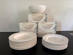 Jamie Oliver Wedgewood ‘Waves servies’., Huis en Inrichting, Keuken | Servies, Ophalen of Verzenden, Zo goed als nieuw, Bord(en)