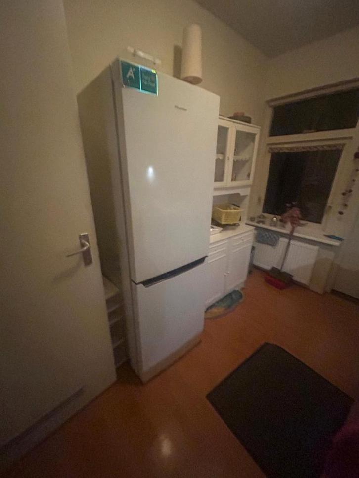 Koelvriescombinatie - Hisense, Witgoed en Apparatuur, Koelkasten en IJskasten, Gebruikt, Met vriesvak, 150 tot 200 liter, 160 cm of meer