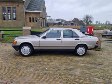 Mercedes-Benz 190E 1987 benzine beschikbaar voor biedingen