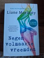 Liane Moriarty - Negen volmaakte vreemden, Ophalen of Verzenden, Zo goed als nieuw, Nederland, Liane Moriarty