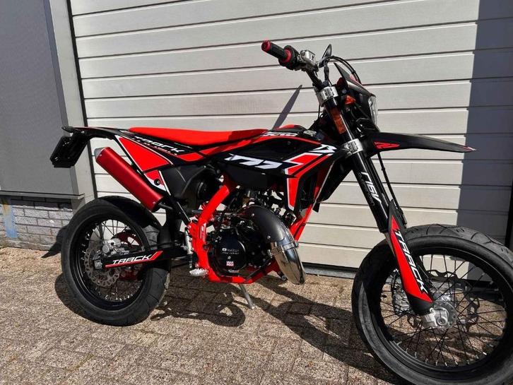 Beta RR 50 Motard Track E5+ Zwart, Fietsen en Brommers, Brommers | Overige merken, Nieuw, Maximaal 45 km/u, Ophalen of Verzenden
