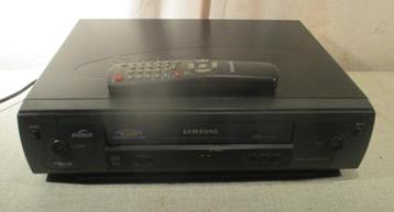 Prima Videorecorder van Samsung met afstandsbediening beschikbaar voor biedingen