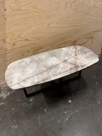 Prachtige marmeren  deens ovale salontafel, Huis en Inrichting, Tafels | Salontafels, Ophalen, 100 tot 150 cm, 50 tot 100 cm, Minder dan 50 cm