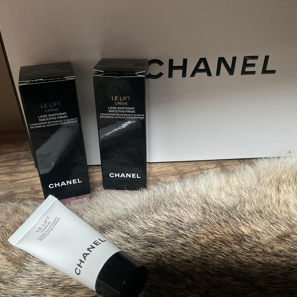 2x Chanel Le Lift Crème Proefje - Nieuw!, Gehele gezicht, Wit, Nieuw, Ophalen of Verzenden