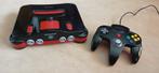 Mooie set gespoten Nintendo 64, Spelcomputers en Games, Ophalen of Verzenden, Zo goed als nieuw, Met 2 controllers, Met games
