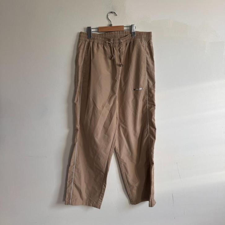 A Bathing Ape Trainingsbroek maat XL, Kleding | Heren, Broeken en Pantalons, Zo goed als nieuw, Maat 56/58 (XL), Beige, Ophalen of Verzenden