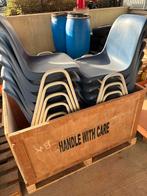 Stapelbare stoelen - Blauw, Huis en Inrichting, Stoelen, Kunststof, Gebruikt, Blauw, Ophalen of Verzenden