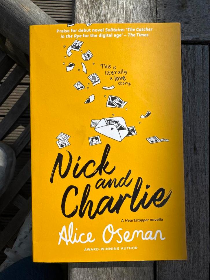 Nick & Charlie - Alice Oseman, Boeken, Romans, Gelezen, Europa overig, Ophalen of Verzenden