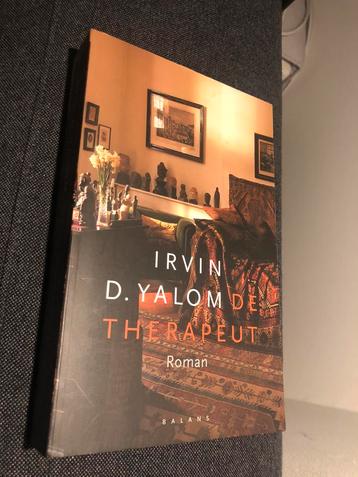 Boek ‘de therapeut’ van Irvin Yalom. Zo goed als nieuw
