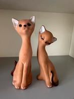 2 aardewerk poezen, Ophalen of Verzenden, Zo goed als nieuw, Dier