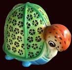 Unieke keramische schildpad spaarpot met decoratief schild, Verzamelen, Spaarpotten, Ophalen, Zo goed als nieuw, Steen, Aardewerk of Keramiek