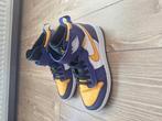 Nike jordan 36.5, Ophalen of Verzenden, Zo goed als nieuw, Jongetje of Meisje, Schoentjes