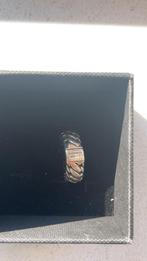 Buddha to Buddha ring en oorbellen, Ophalen, 18 tot 19, Zo goed als nieuw, Dame of Heer