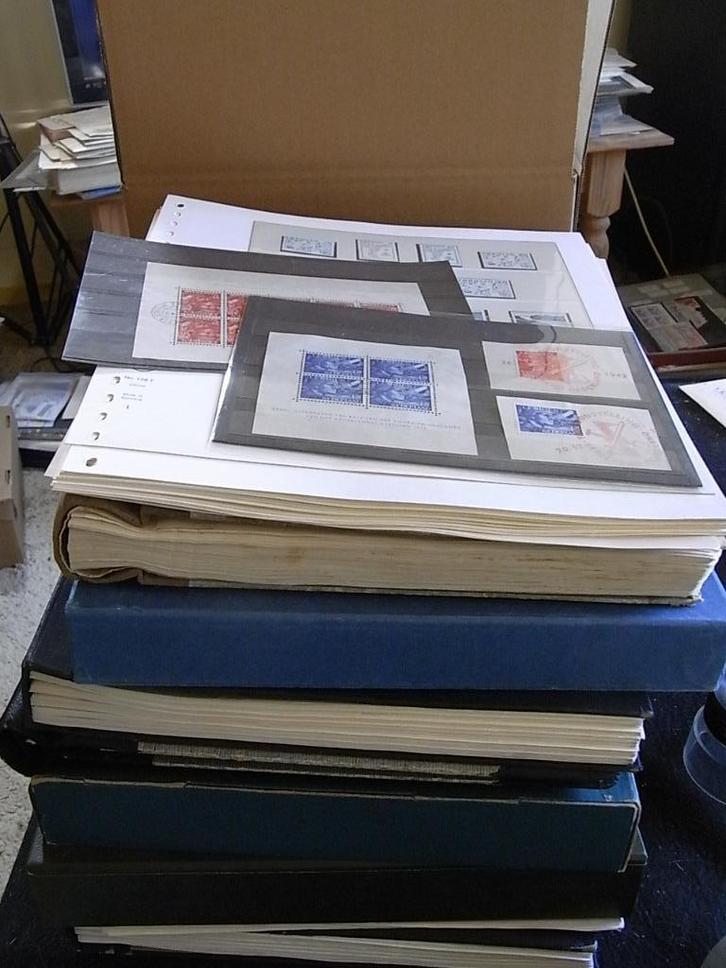 DecemberDoos 15 Kilo met veel partijen 7 - Bieden bij deel 1, Postzegels en Munten, Postzegels | Volle albums en Verzamelingen