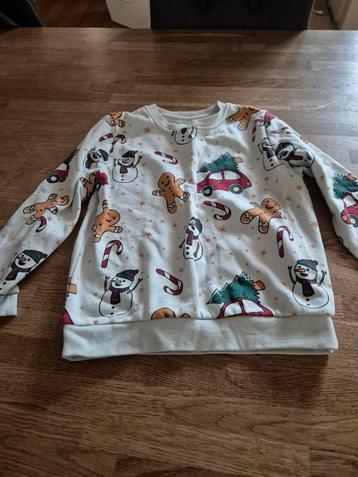 Kersttrui maat 116 beschikbaar voor biedingen